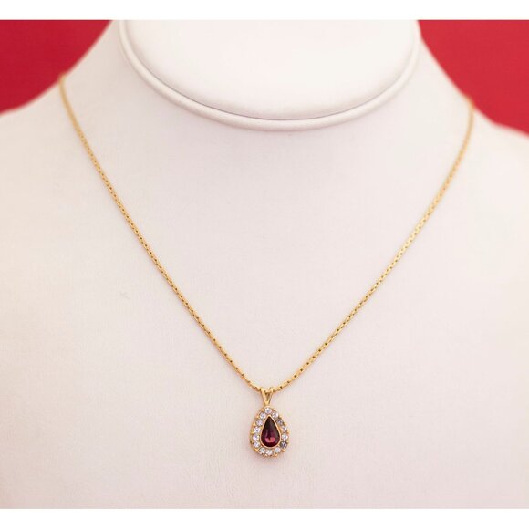 Vintage Teardrop Ruby Gemstone Pendant Necklace by Avon 18 3/4 Inches - O24 - Picture 2 of 3